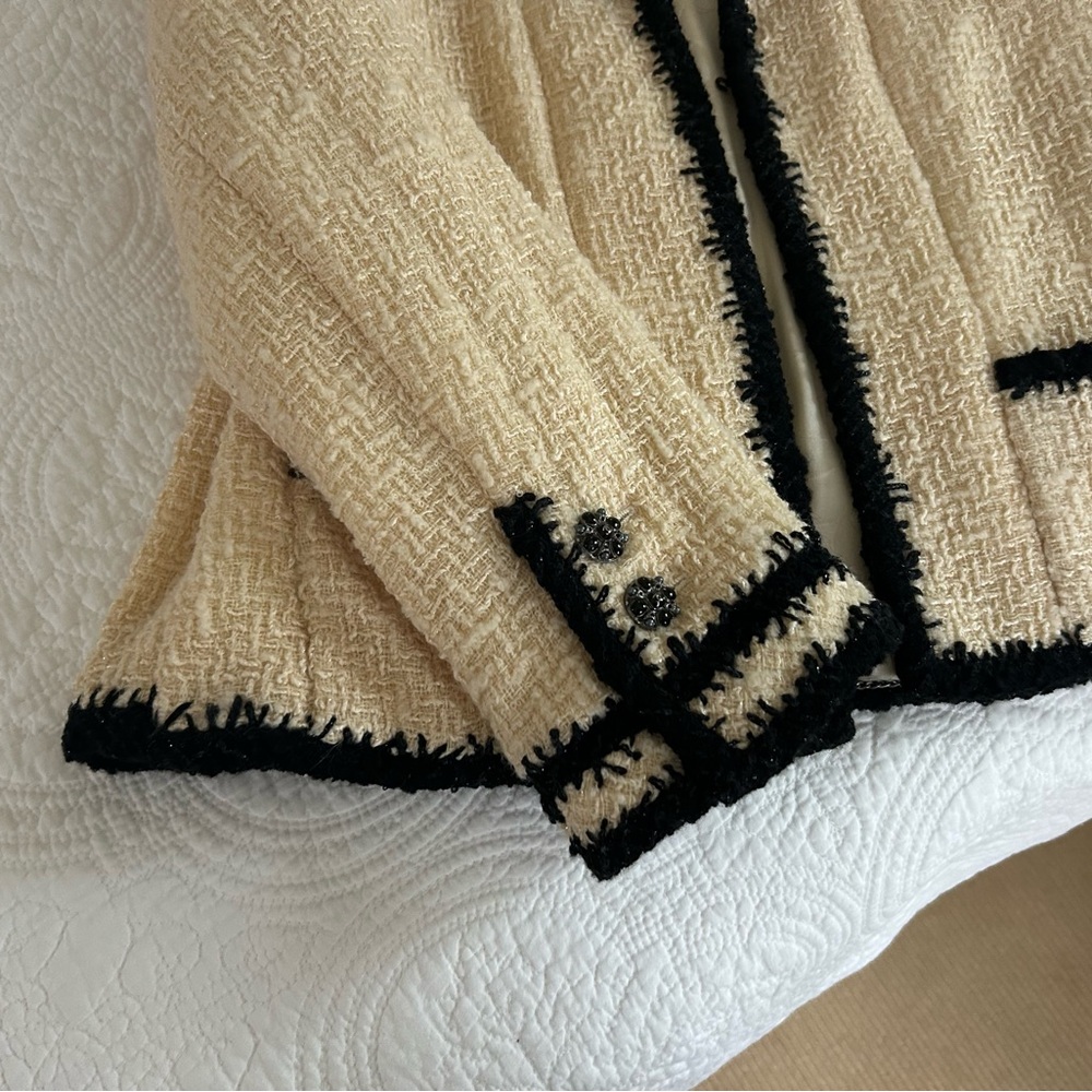 Chanel Cream Bouclé Jacket with Black Trim - Picture 2 of 3